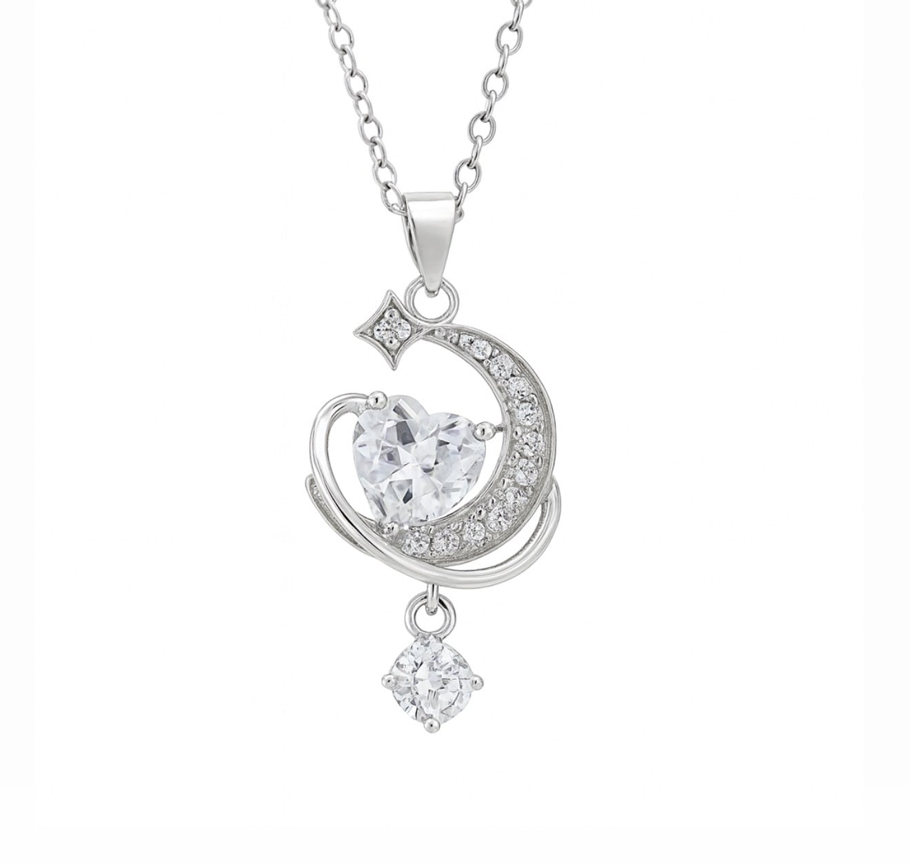 The Silver Dreamy Heart Drape Moon Necklace