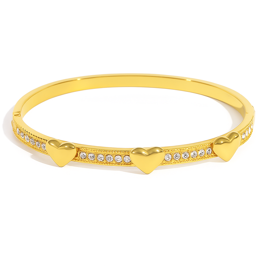The Gold Sparkling Aurelia Amouré Heart Line Bangle