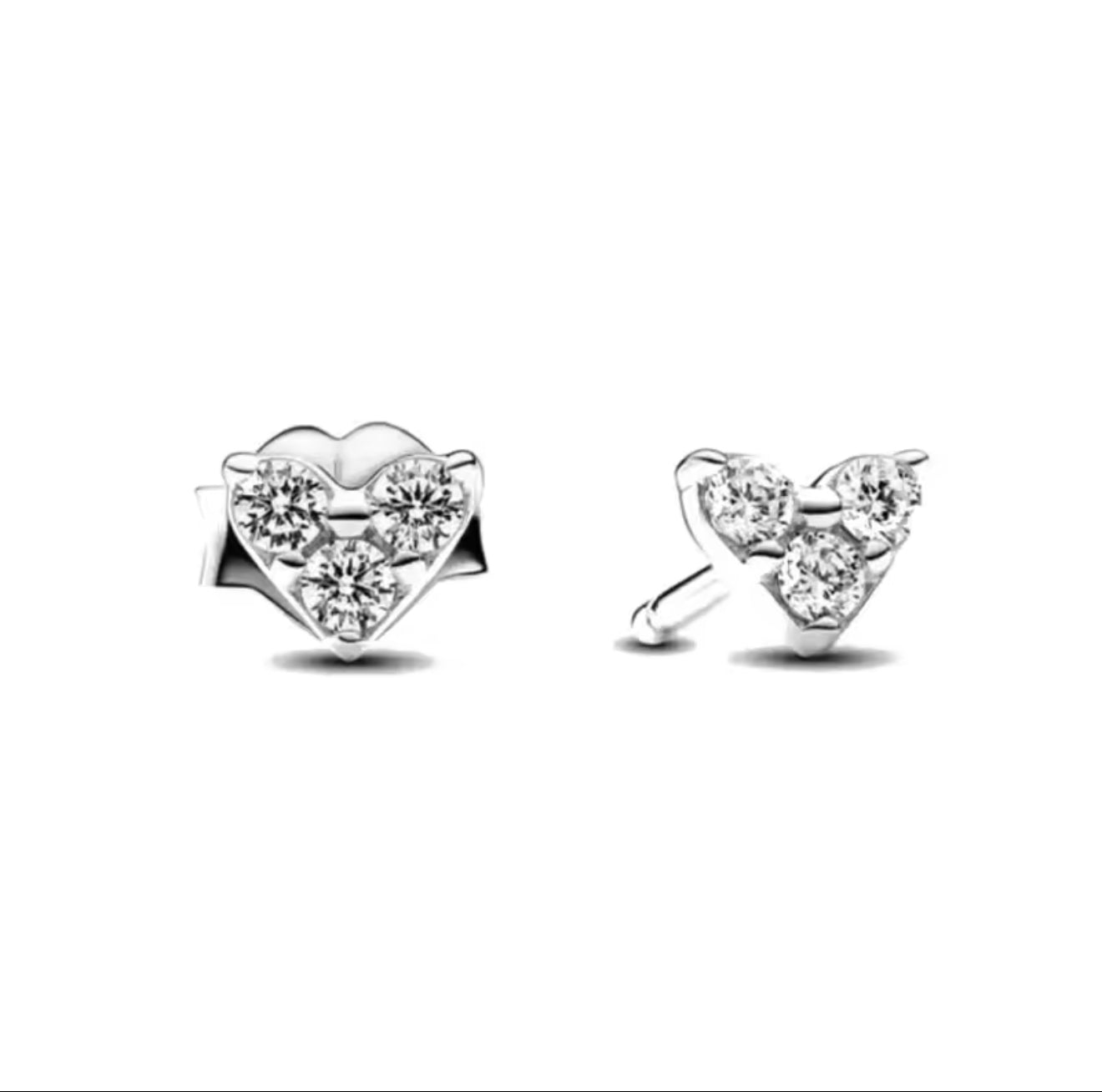 The Mini Silver Dreamy Heart Studs Earrings