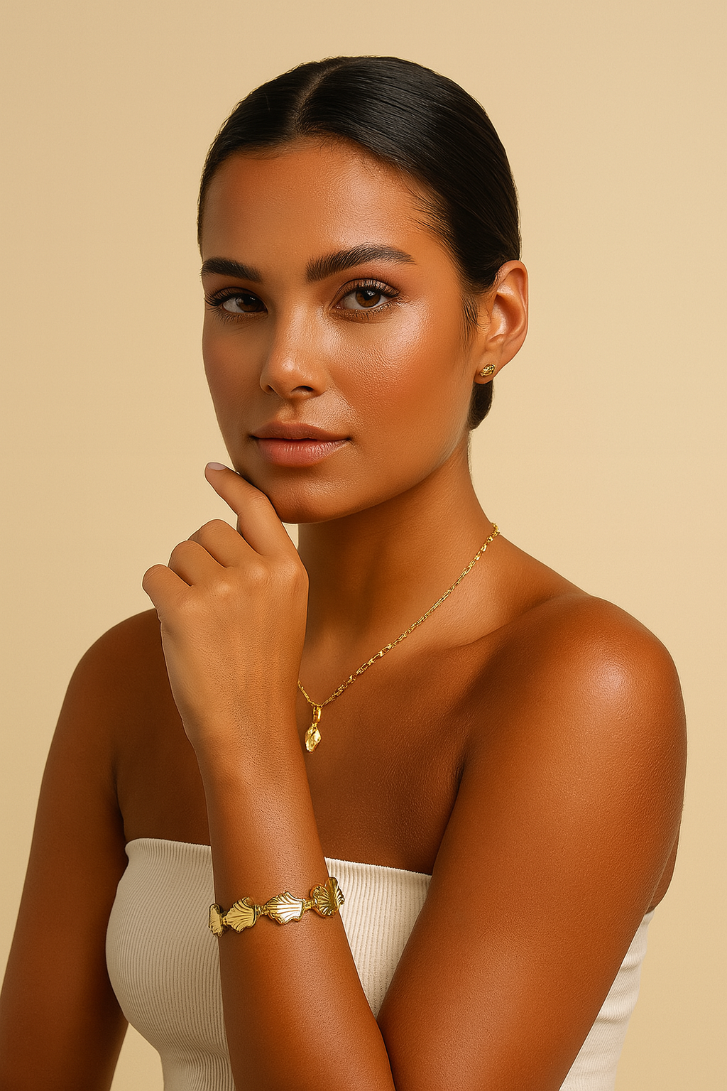 The Luxury Golden Seashell Strand Bracelet