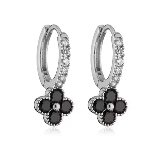 The Silver Noir Black Flower Huggies