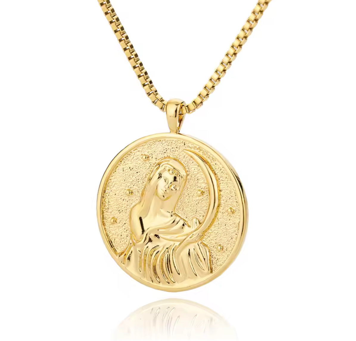 The Gold Goddess Selene Pendant Necklace