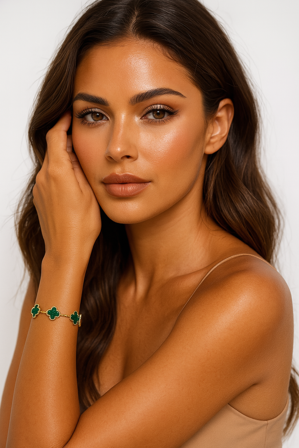 The Golden Emerald Green Flower Bracelet