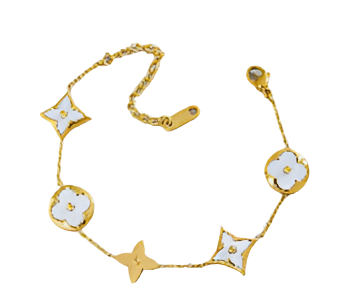 The Gold White Clover Flower Deluxe Flower Bracelet