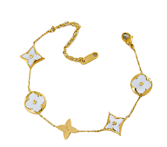 The Gold Deluxe Clover Bracelet