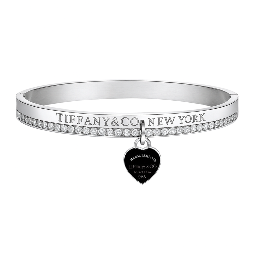 The Silver Sparkling New York Dangle Heart Pendant Bangle