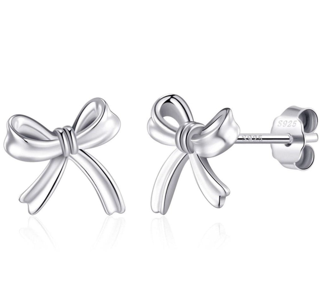 The Silver Extra Chunky Noelle Bow Studs