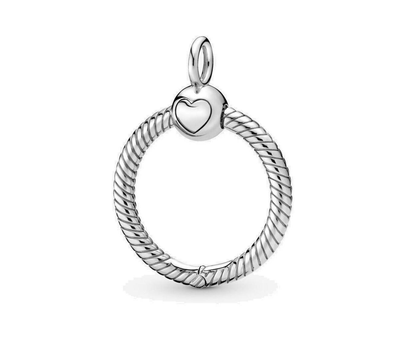 Heart O Pendant Holder