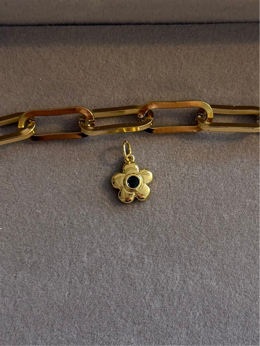 The Green Little Flower Charm Me