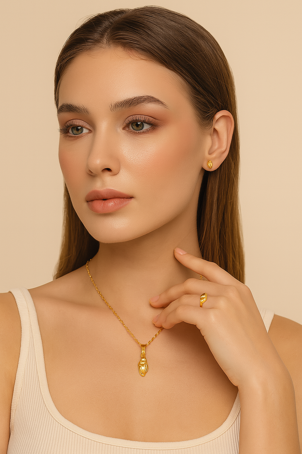 The Dainty Seashell Glow Necklace