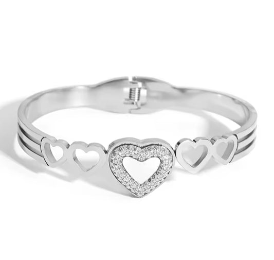 The Silver Retro Heartbeat Bangle