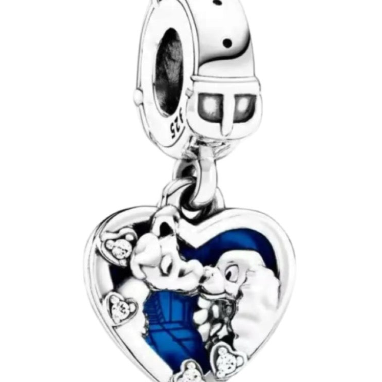 The Pasta Romance Charm