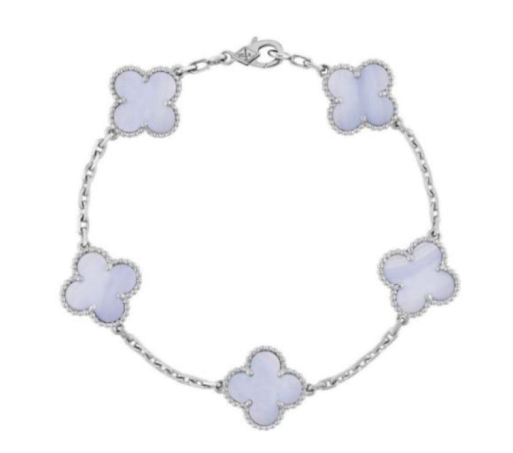 The Silver Frosted Icy Blue Etoilè Arabia Clover Bracelet