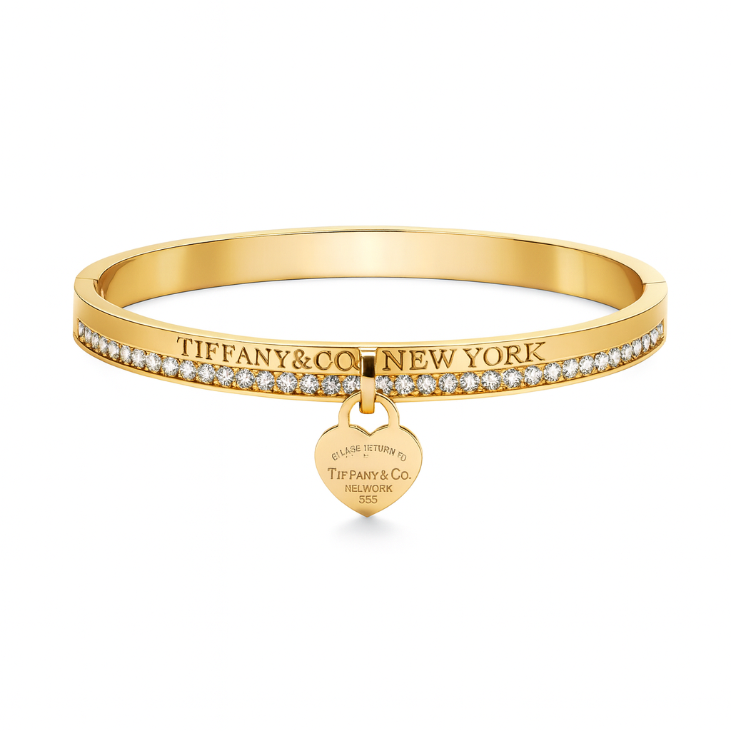 The Gold Sparkling New York Dangle Heart Pendant Bangle