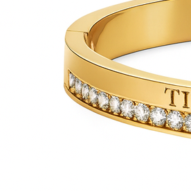 The Gold Sparkling New York Dangle Heart Pendant Tif Bangle