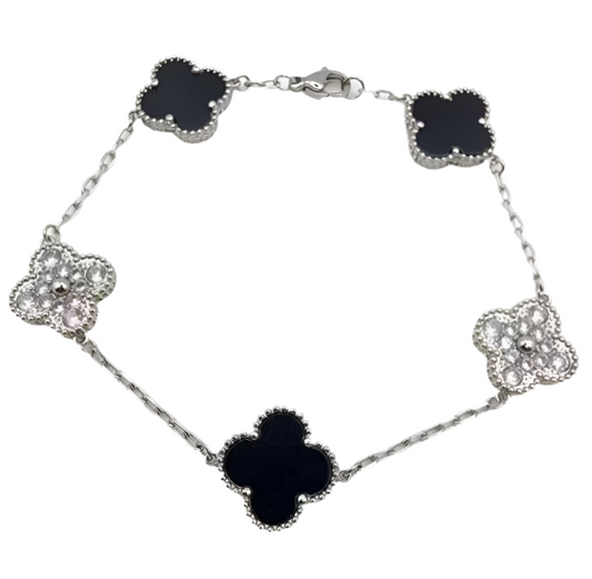The Silver Sparkling Etoilè Arabia Midnight Eclipse Clover Bracelet