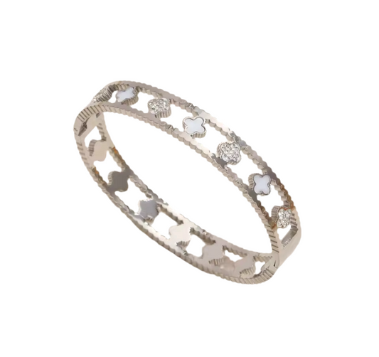 The Silver Moonlit Flower Clover Bangle