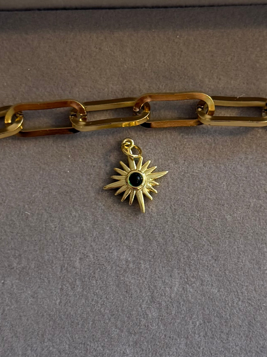 The Gleaming Green Star Charm Me