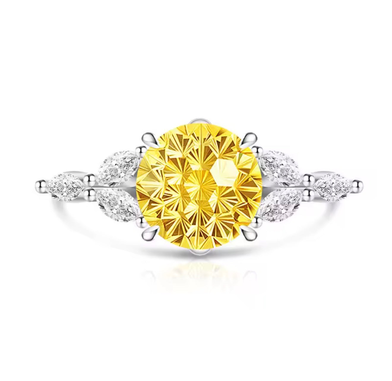 The Silver Sadrià Circle Petal Adjustable Ring