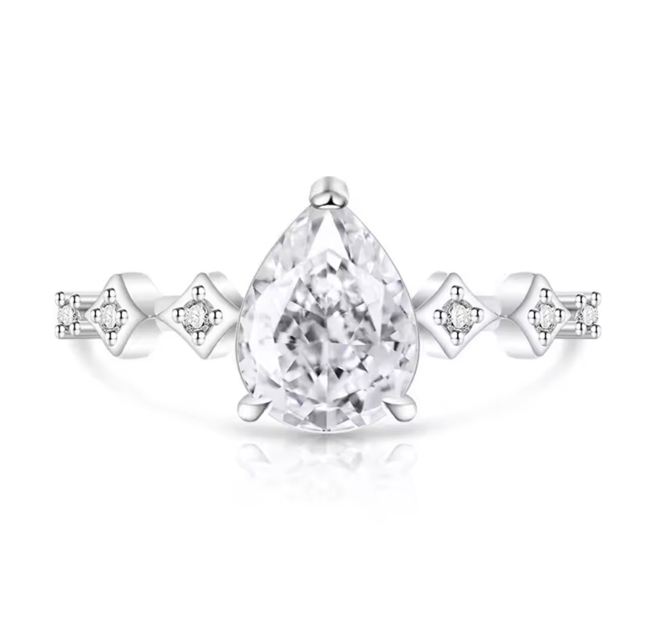 The Silver Dahlià Droplet Adjustable Ring
