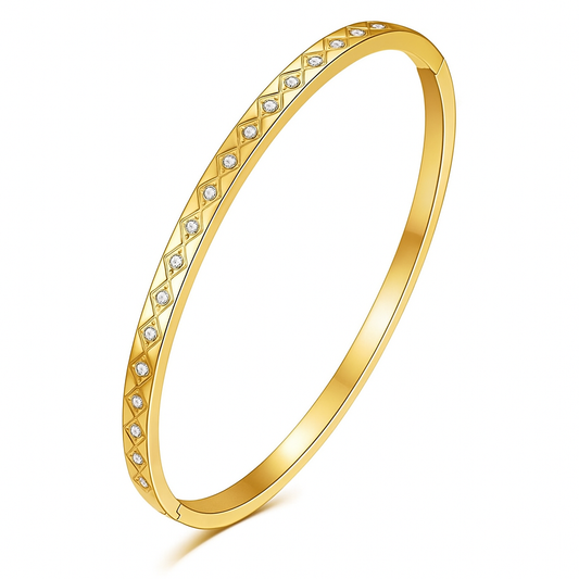 The Gold Éclat Weave Diamond Bangle