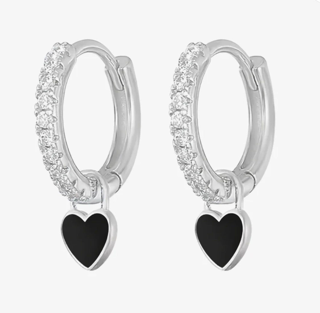 The Silver New York Tif Heart Huggies